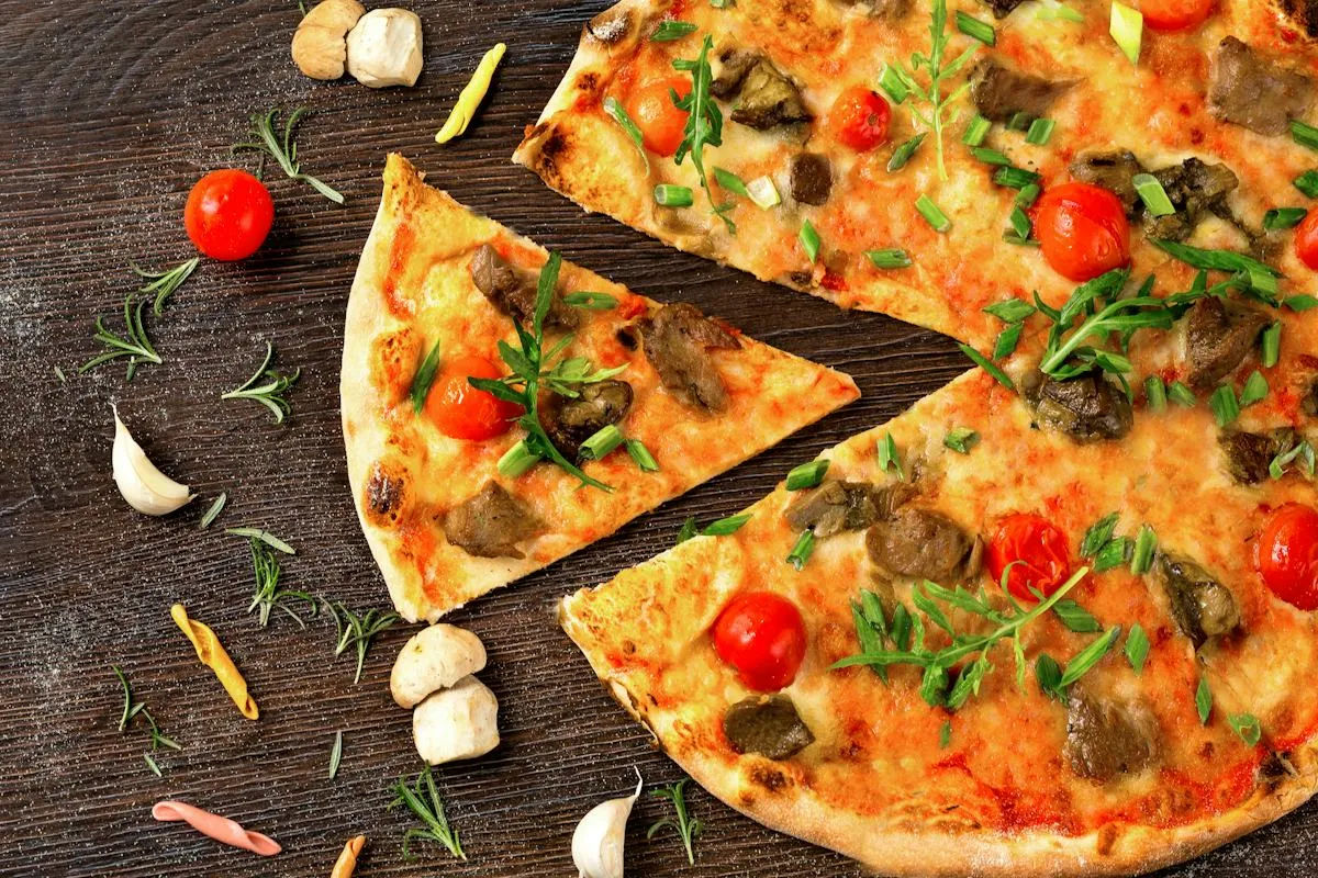 Pizza and Italian dining photo in the food gallery
